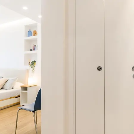 Modern & Elegant By Ndp Rent Рим