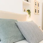 Modern & Elegant By Ndp Rent *