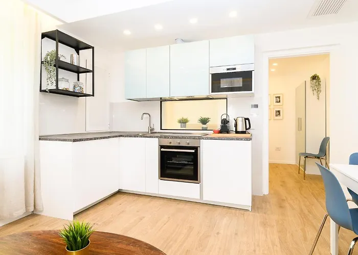 Modern & Elegant By Ndp Rent Apartment Rome