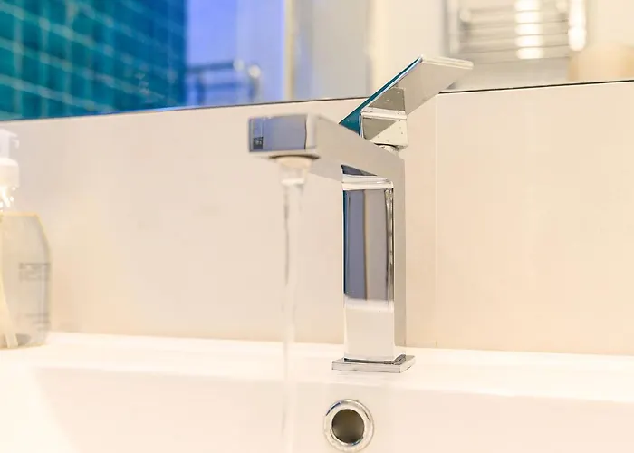 Apartment Modern & Elegant By Ndp Rent