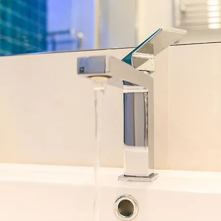 דירה Modern & Elegant By Ndp Rent